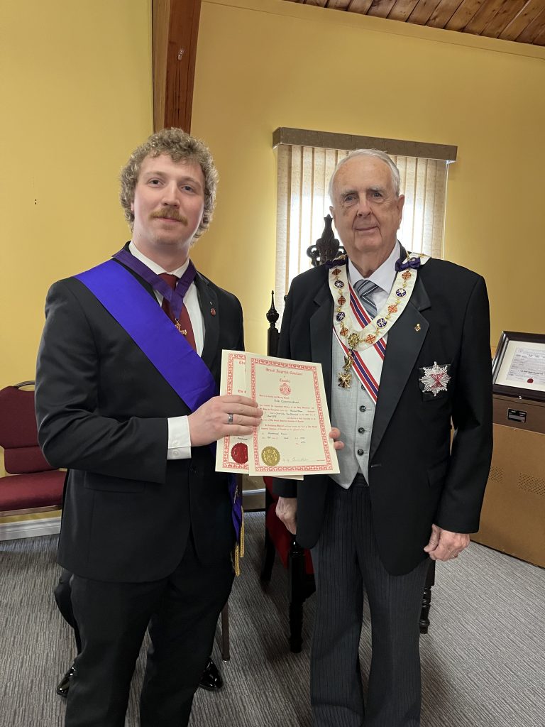 Luke Scott & M. Ill. Kt. Comp. Dennis O’Leary, G.C.C.